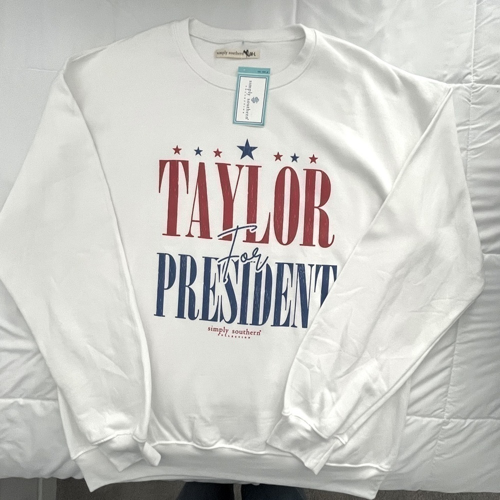 Simply Southern “Taylor For President” size M/L. White